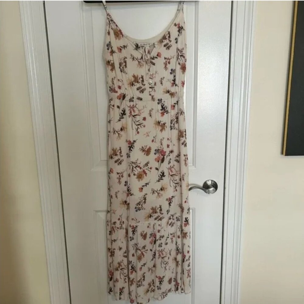 Abercrombie & Fitch Easy Waist Tiered Midaxi Dress in Cream Floral